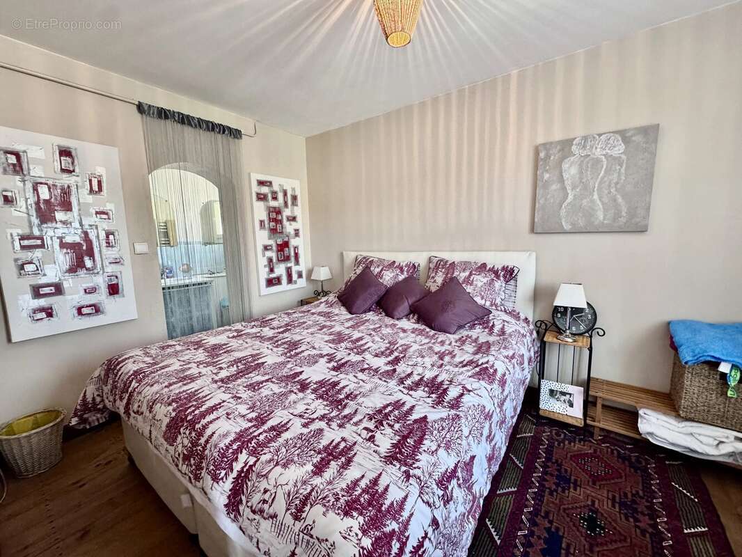 Appartement à LA SAUVETAT-DU-DROPT
