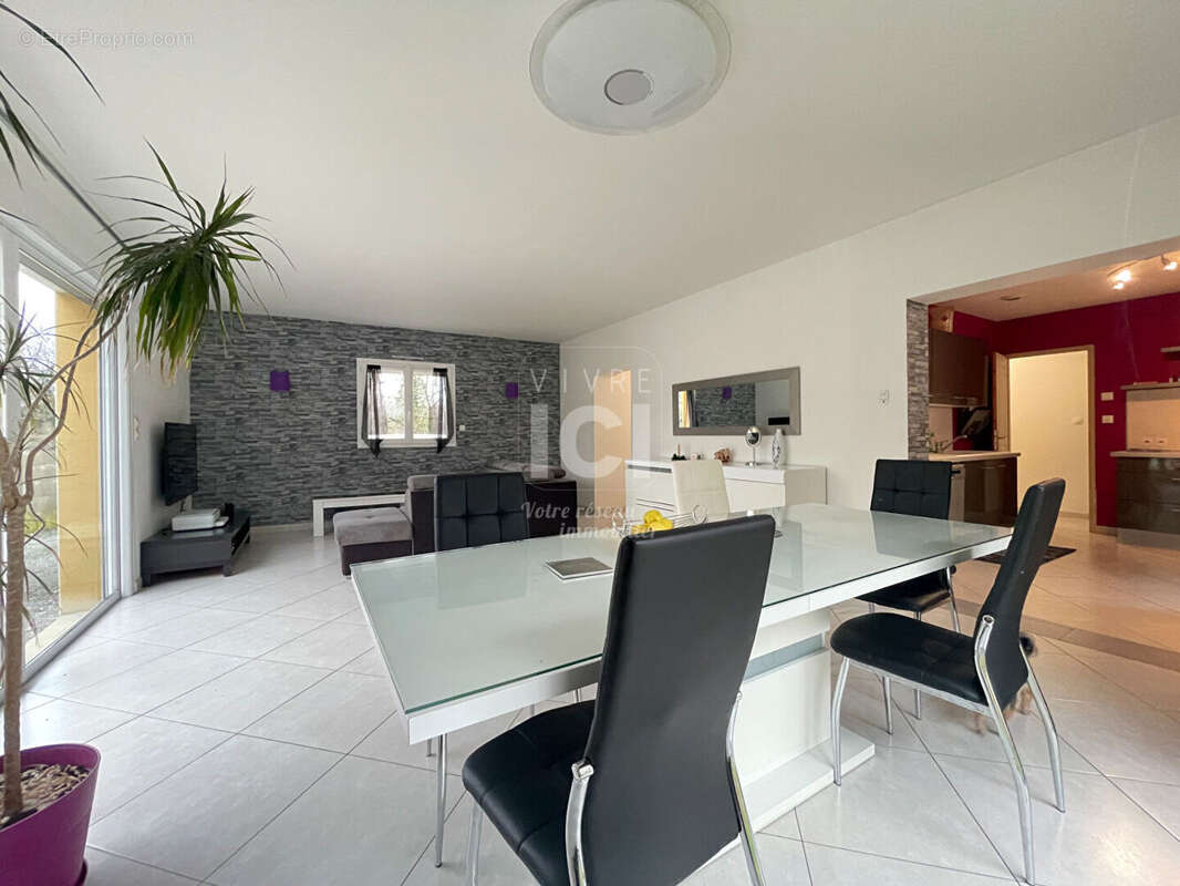 Maison à PONT-SAINT-MARTIN