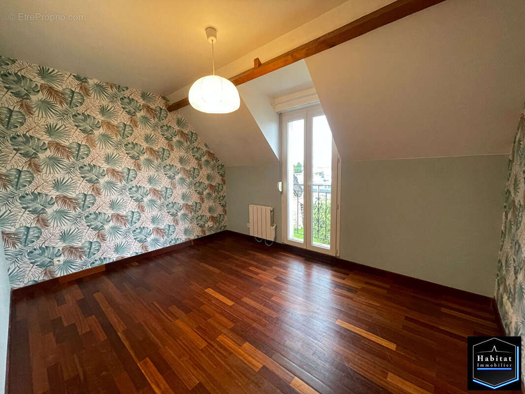 Maison à NANTEUIL-LE-HAUDOUIN