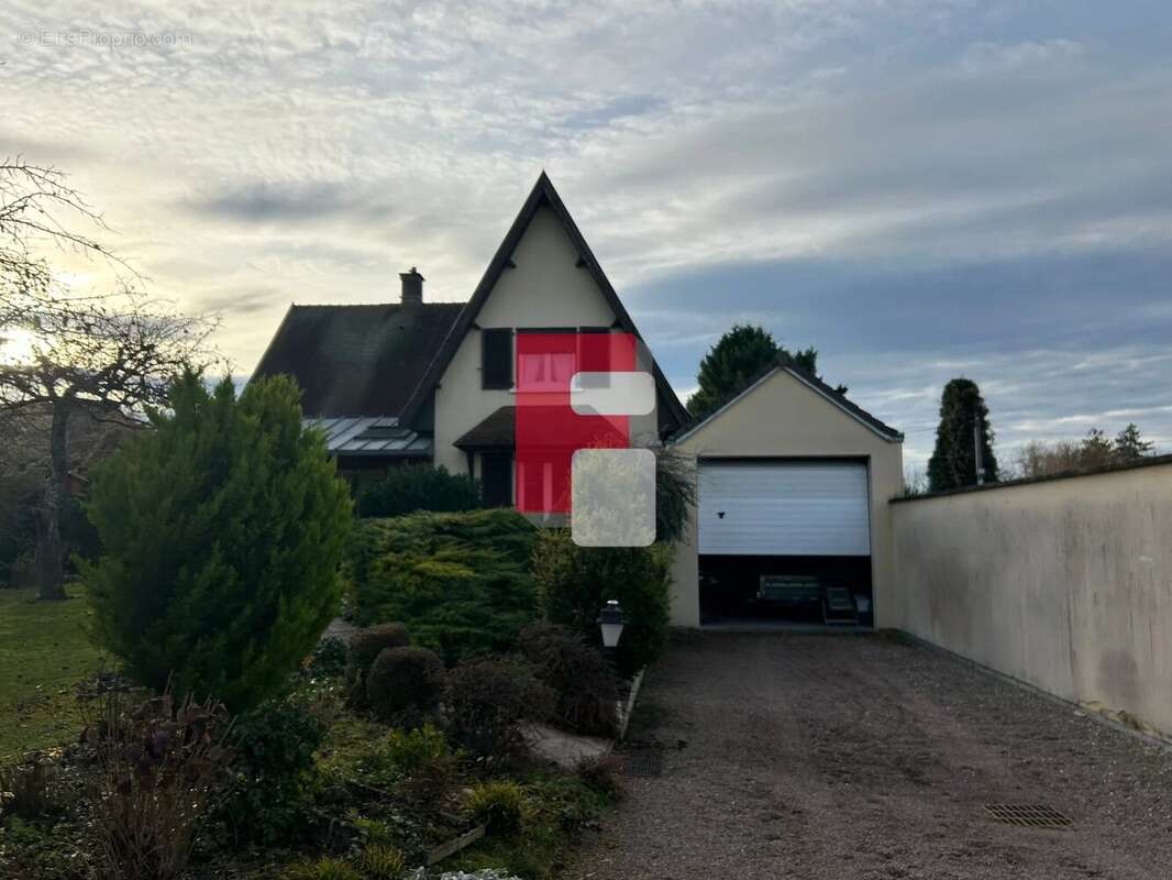 Maison à BREVIANDES