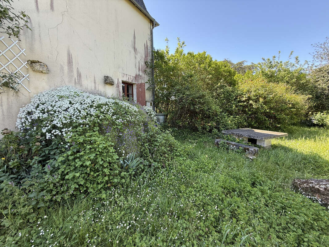 Maison à THAUVENAY