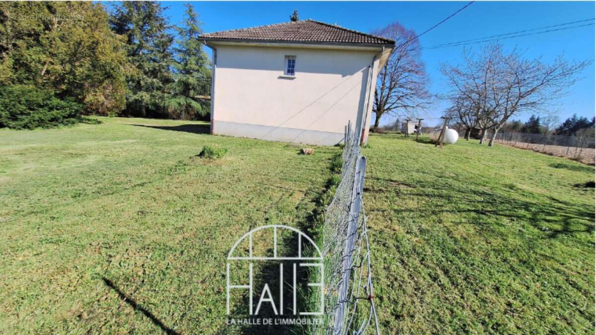 Maison à SAINT-JUNIEN