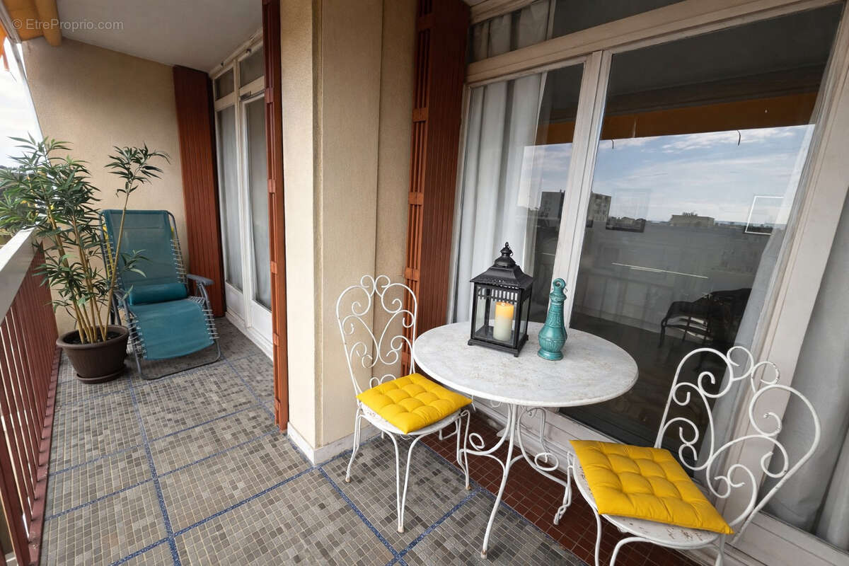 Appartement à MARIGNANE