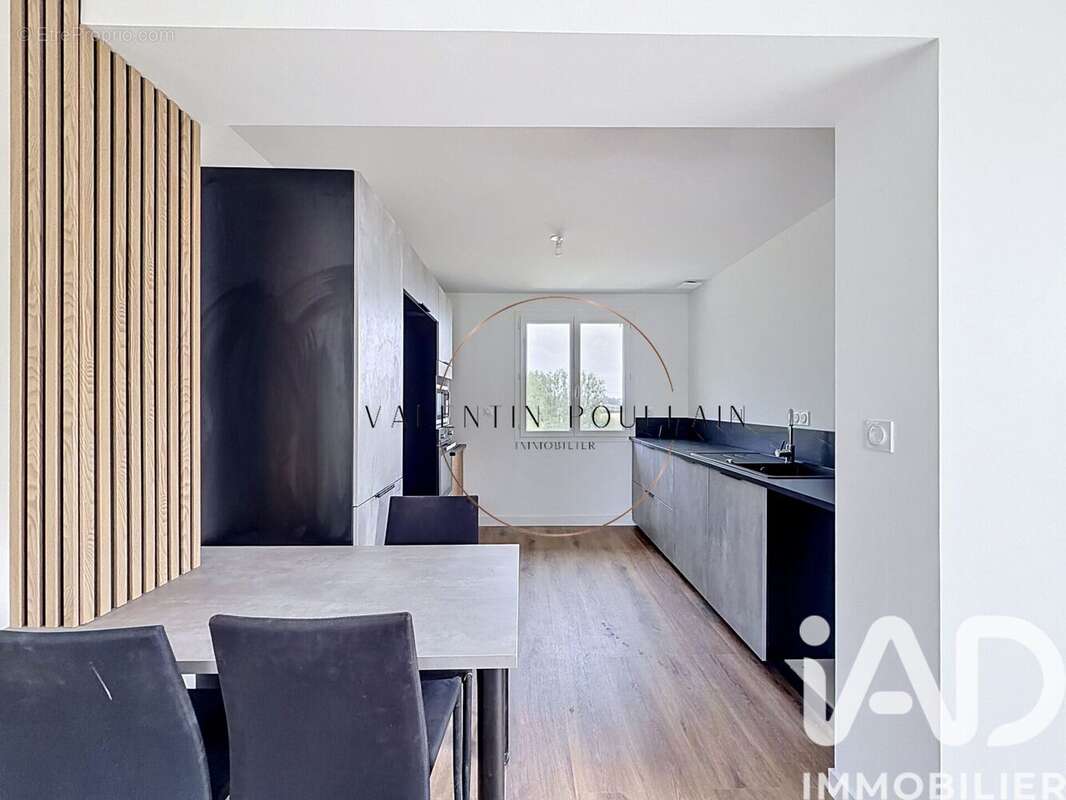 Maison 140 m² à Saint-Gilles  - photo 5