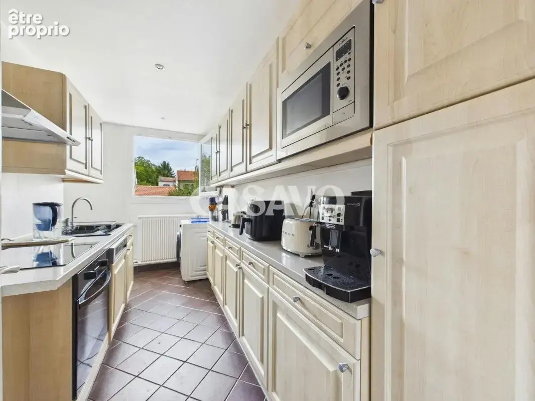 Vente Appartement 5 pièces de 92m² - 92380 Garches - photo 9