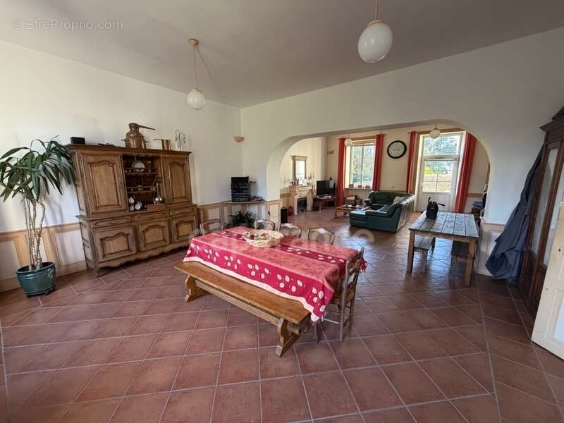 Maison à CARHAIX-PLOUGUER