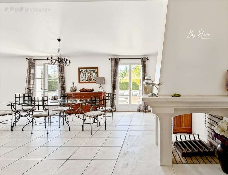 Maison à CLAYE-SOUILLY