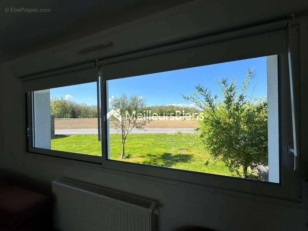 Maison à RECQUIGNIES