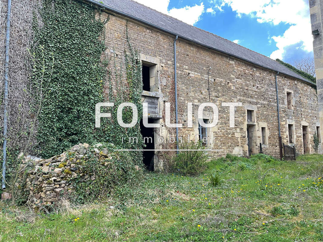 Maison à LAIZE-LA-VILLE