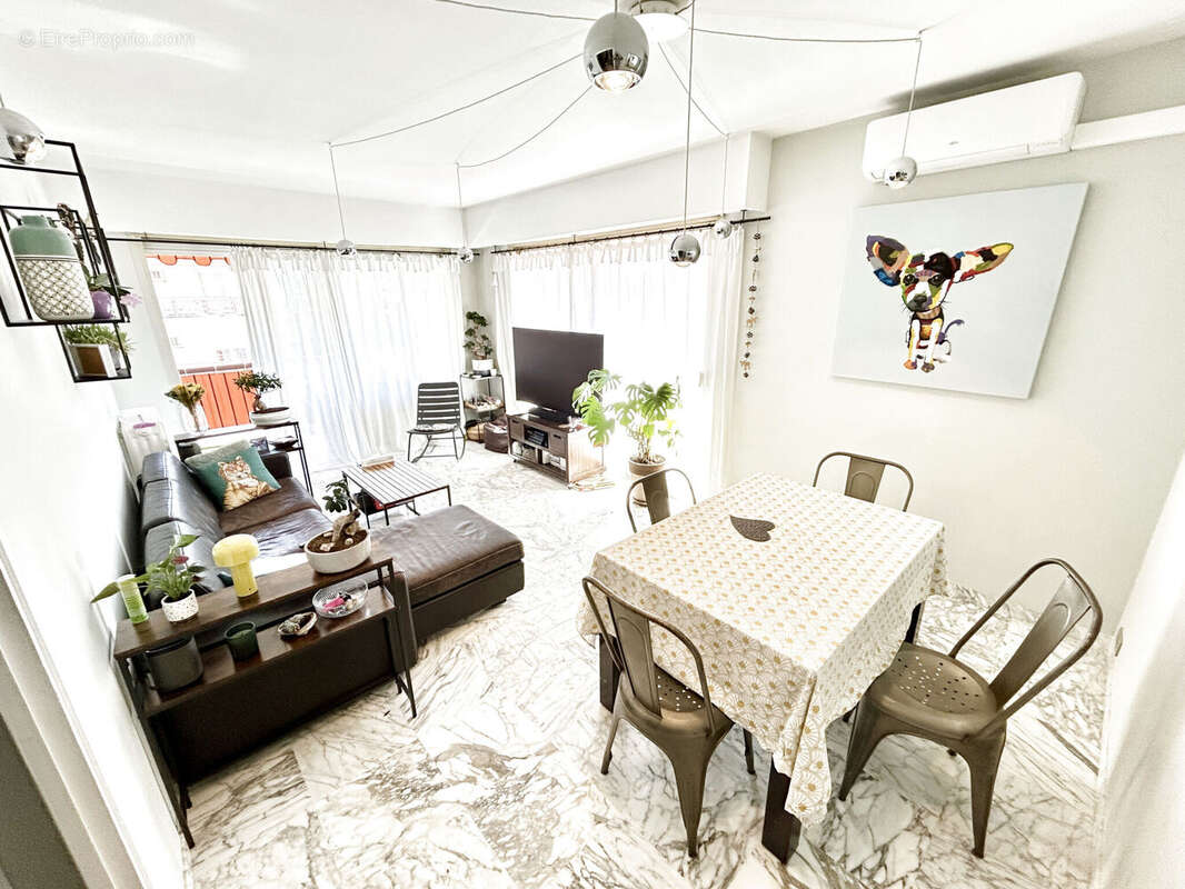Photo 2 - Appartement à NICE