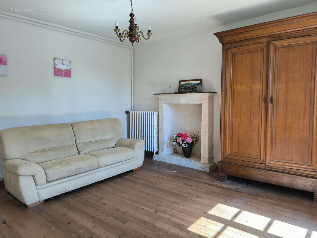 Maison à SAINTE-HONORINE-DES-PERTES