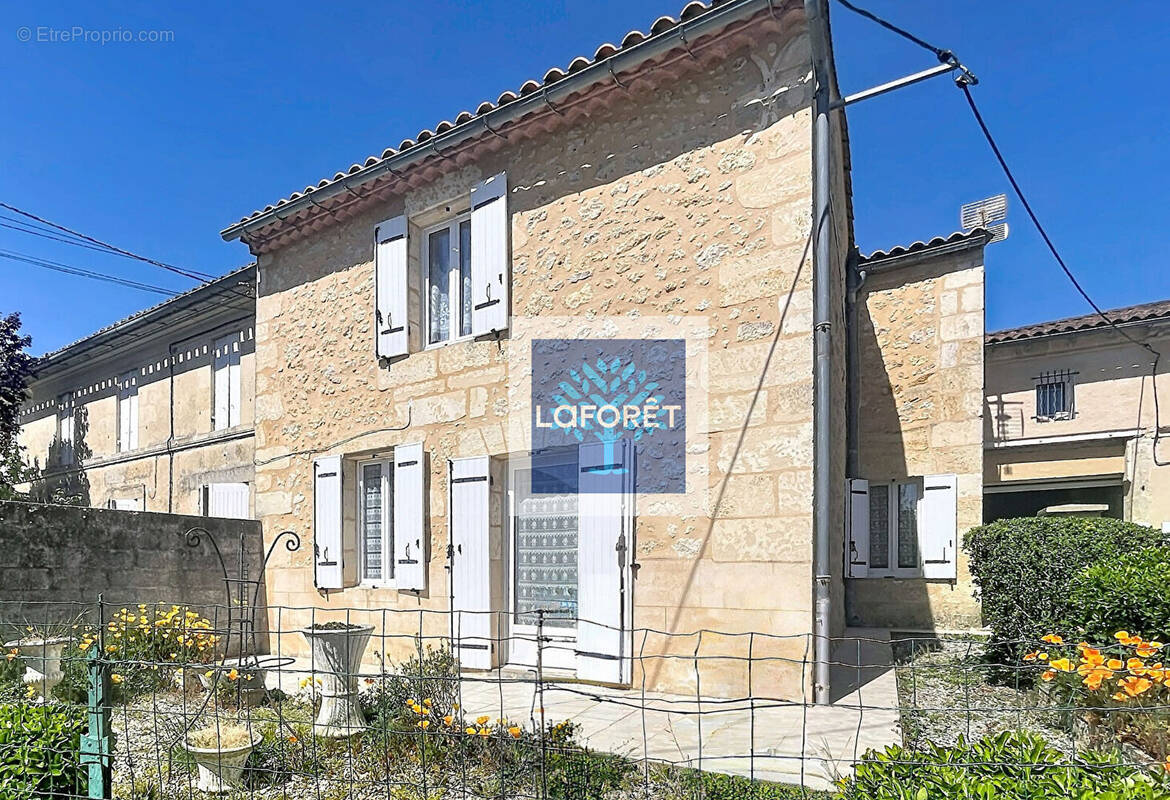 Maison à CEZAC
