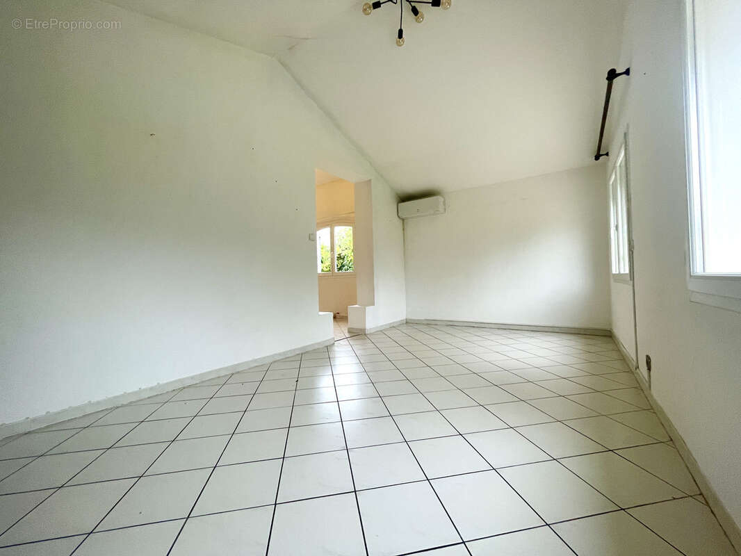 Maison à CLERMONT-L'HERAULT