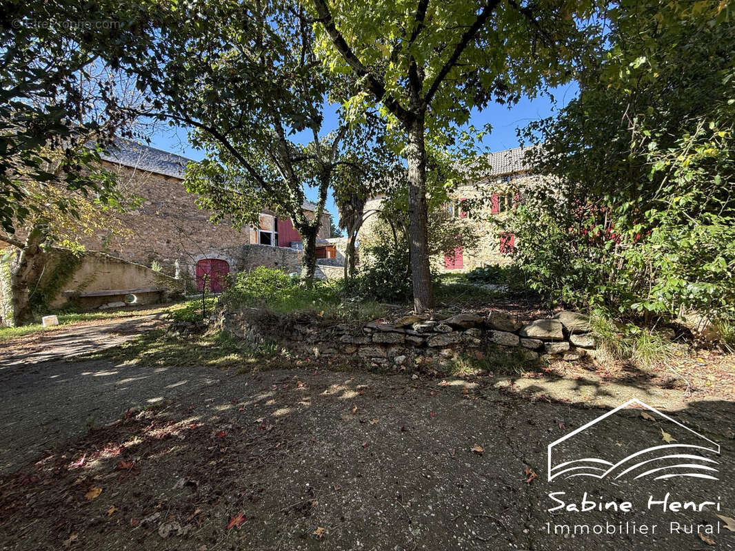 Maison à SAINT-CHRISTOPHE