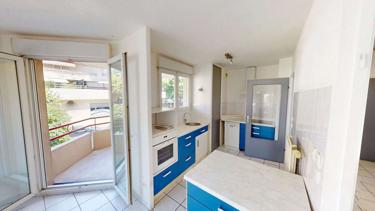 Appartement à DOMENE