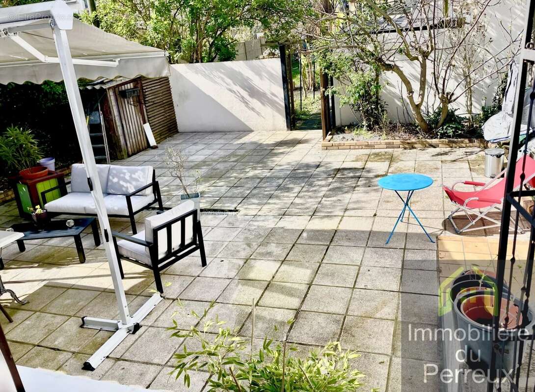 Maison à LE PERREUX-SUR-MARNE