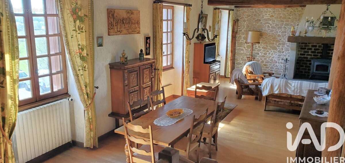 Photo 9 - Maison à NEUVIC