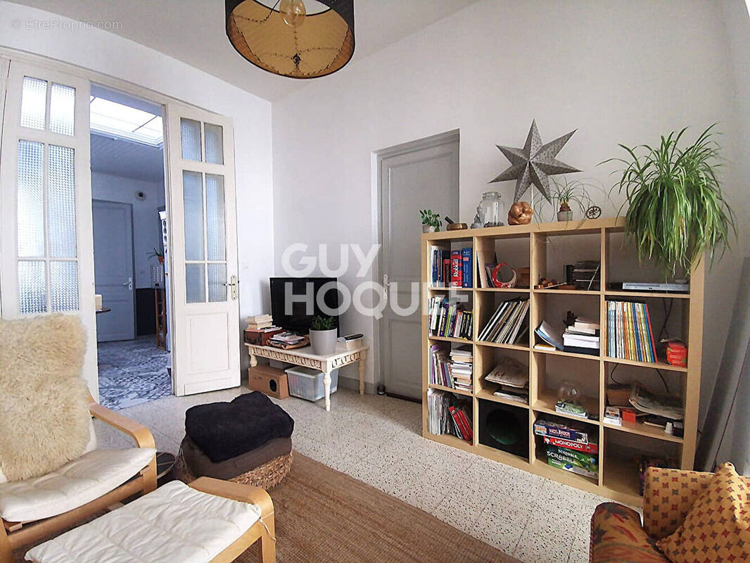 Maison à LA CHAPELLE-D'ARMENTIERES