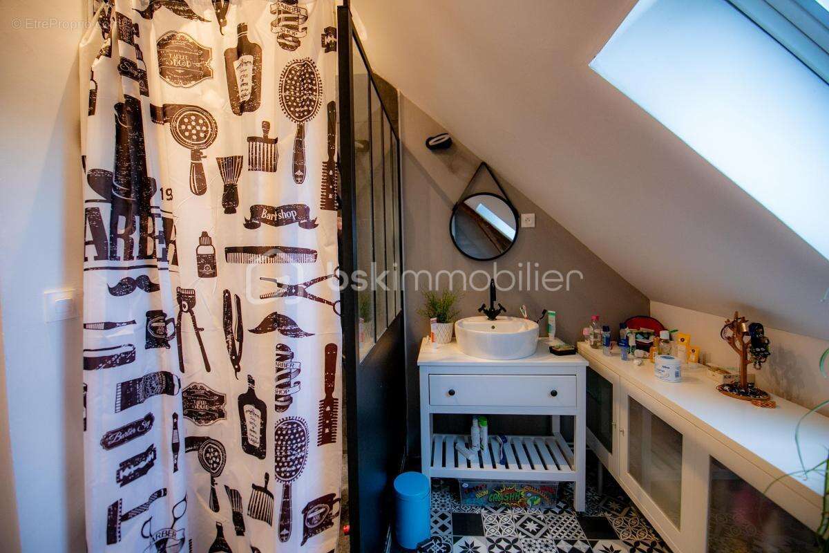 Maison à CHATEAU-RENAULT