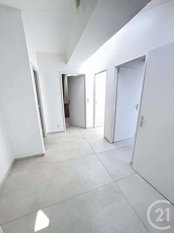 Appartement à SAINTE-FOY-LES-LYON