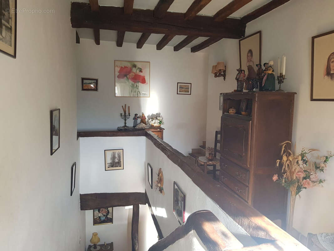 Exclusivité - Demeure d’exception du XVe siècle au cœur de la Provence - Saint Trinit (Vaucluse) - photo 10