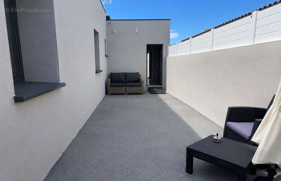 Maison à BESSAN