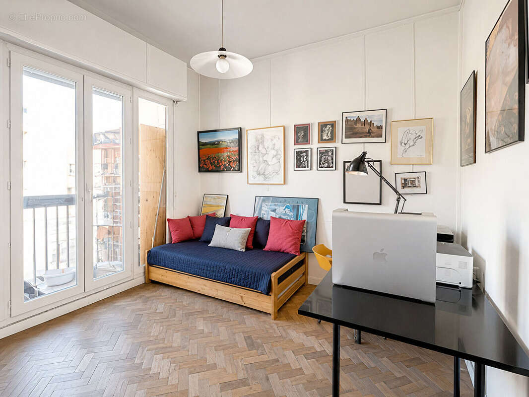 Appartement à MARSEILLE-2E