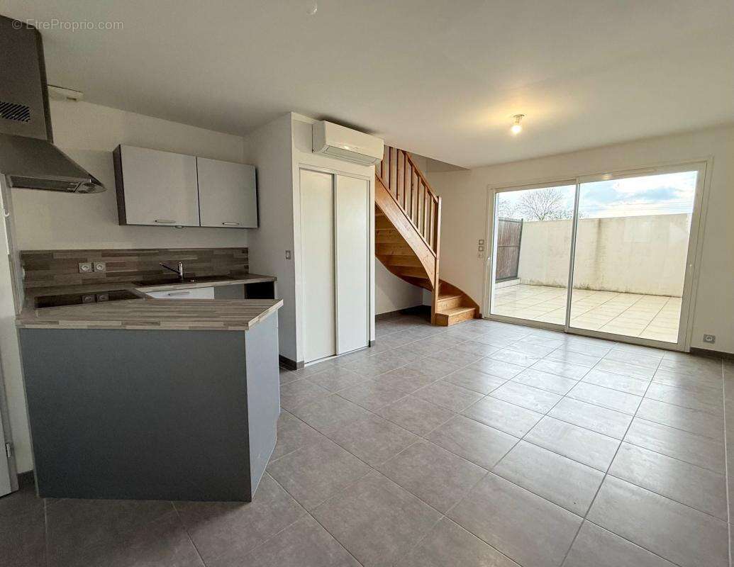 Maison à SAINT-XANDRE