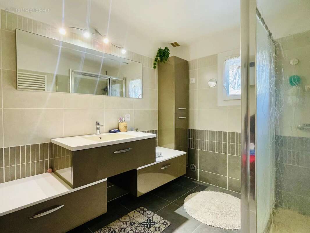 Appartement à SAINT-ROMAIN-EN-VIENNOIS