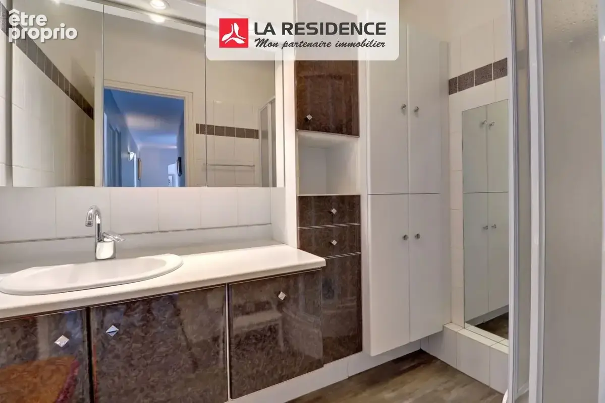 Appartement 3 pièces 70 m² à vendre à Frejus (83600) - photo 9