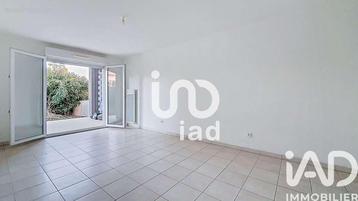 Photo 8 - Appartement à ROQUEBRUNE-SUR-ARGENS