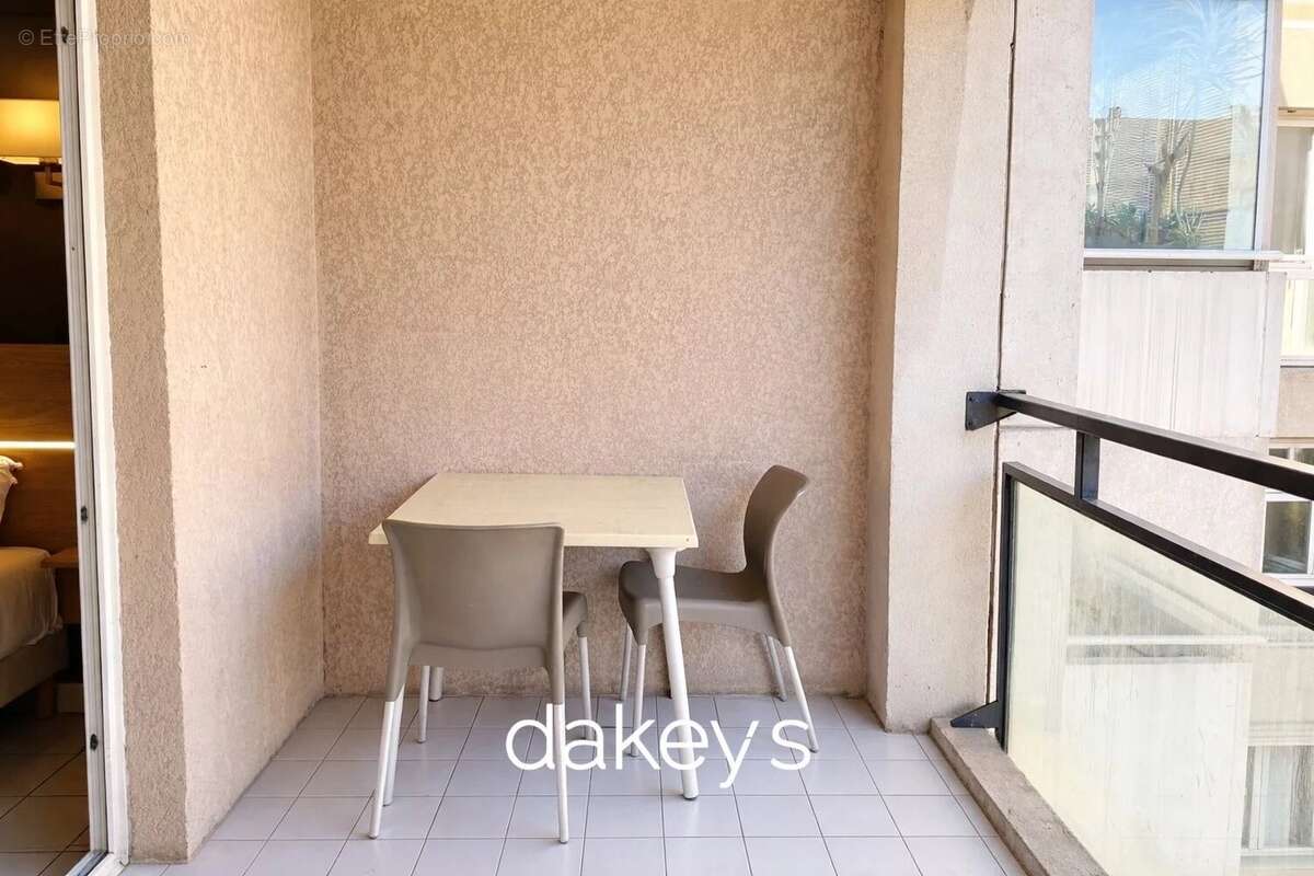 Appartement à MARSEILLE-8E