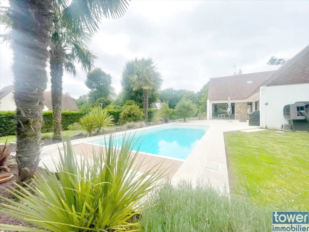Maison à MATHIEU