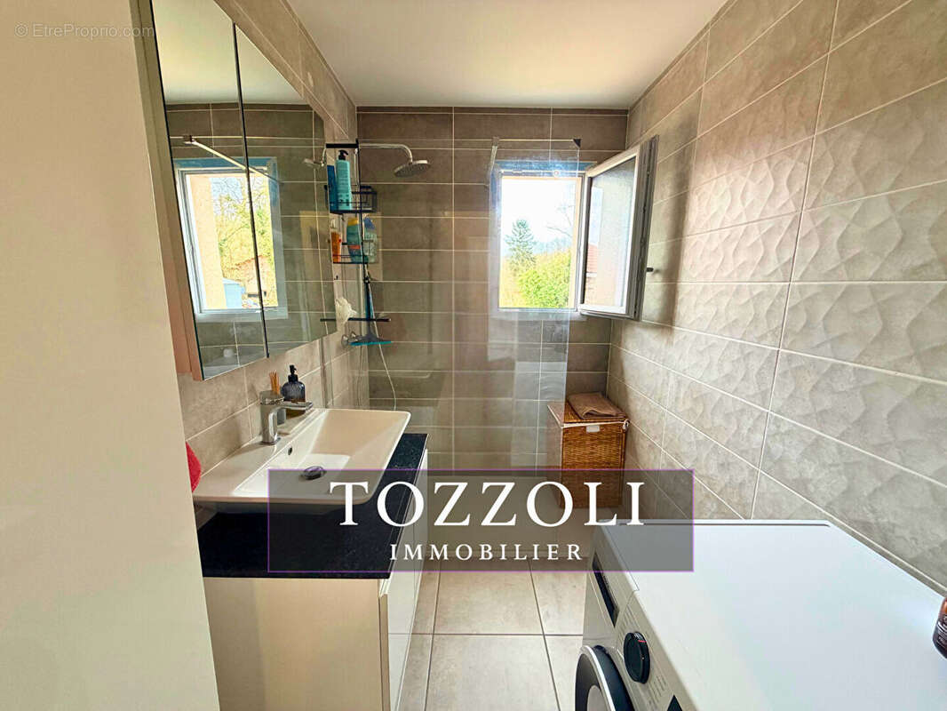 Maison à L'ISLE-D'ABEAU