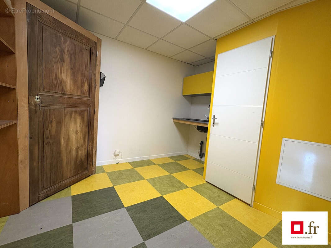 Commerce 71 m² à Grenoble  - photo 7