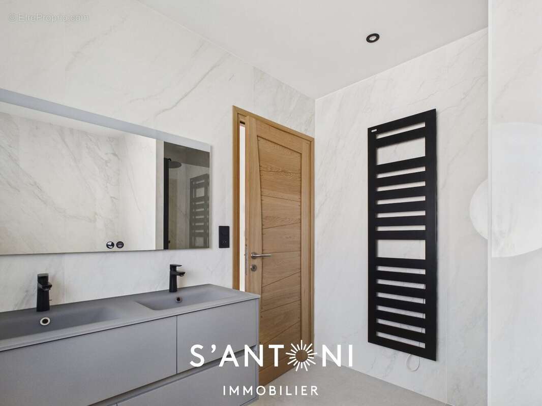 Villa de prestige - Frais de notaire réduits - Secteur privilégié - photo 15