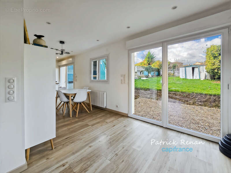 Maison à FONTENAY-LE-FLEURY