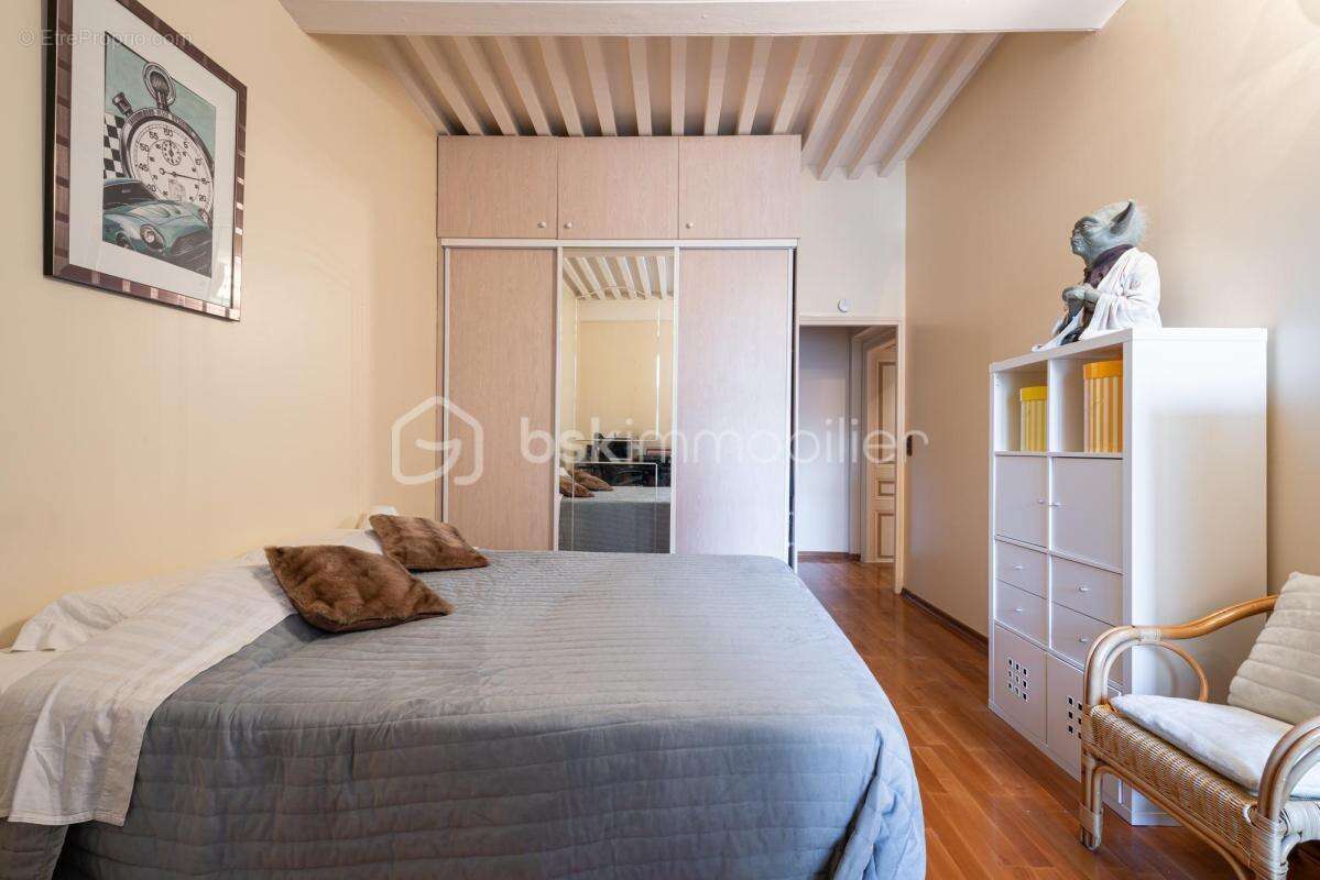 ANNECY – Appartement 211m² Adresse Signature  Rue du Pâquier - photo 9