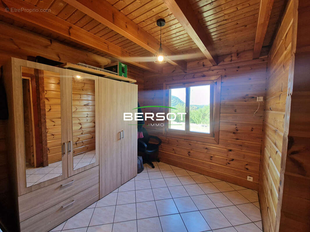 Chalet à Chaux Lès Clerval T5, 3 chambres, 78 m² - photo 13