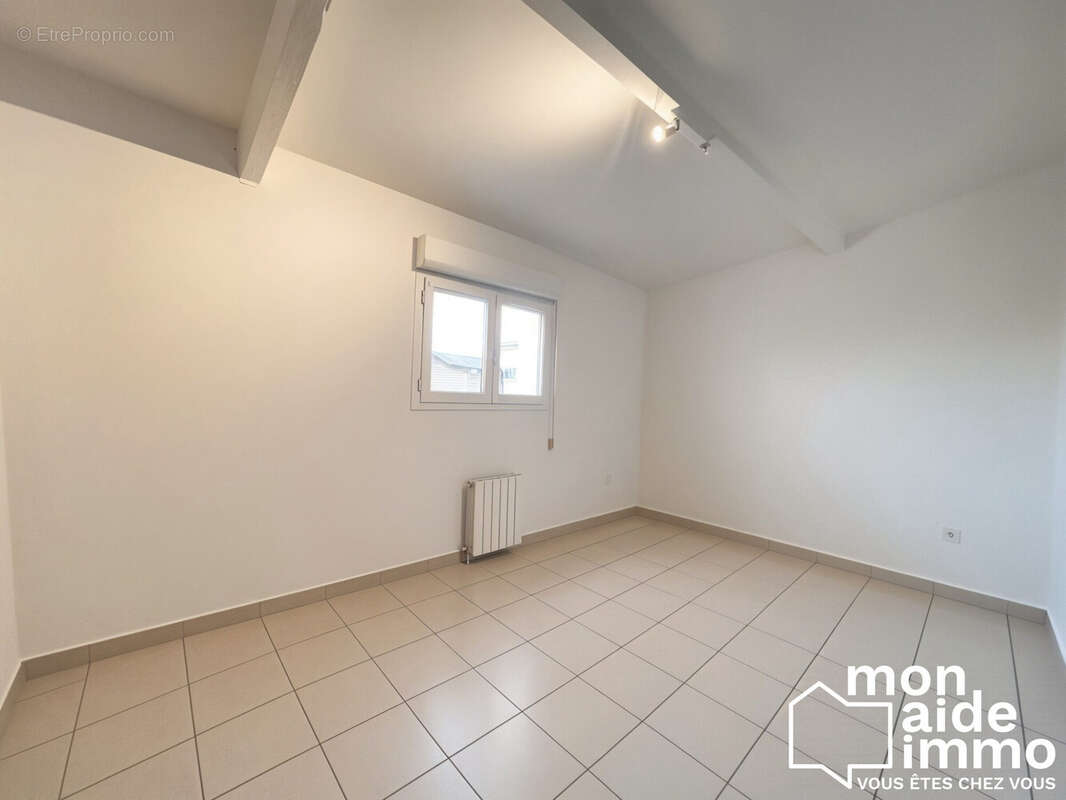 Maison à SAINT-MARTIN-DE-LAYE