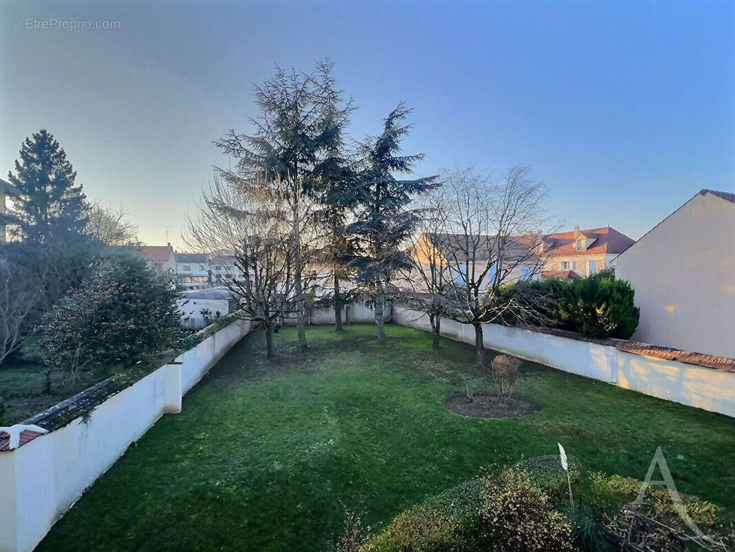 Appartement à THIAIS
