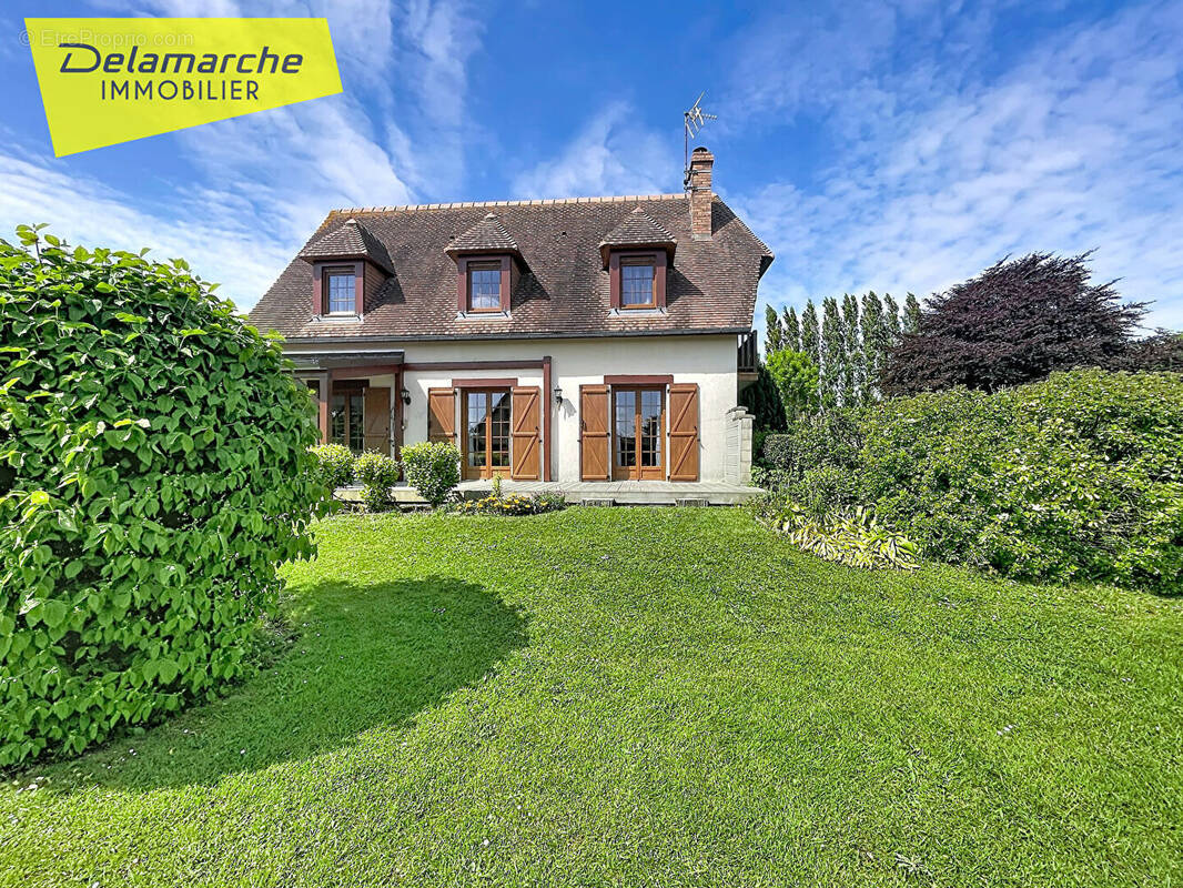 Maison à BREHAL