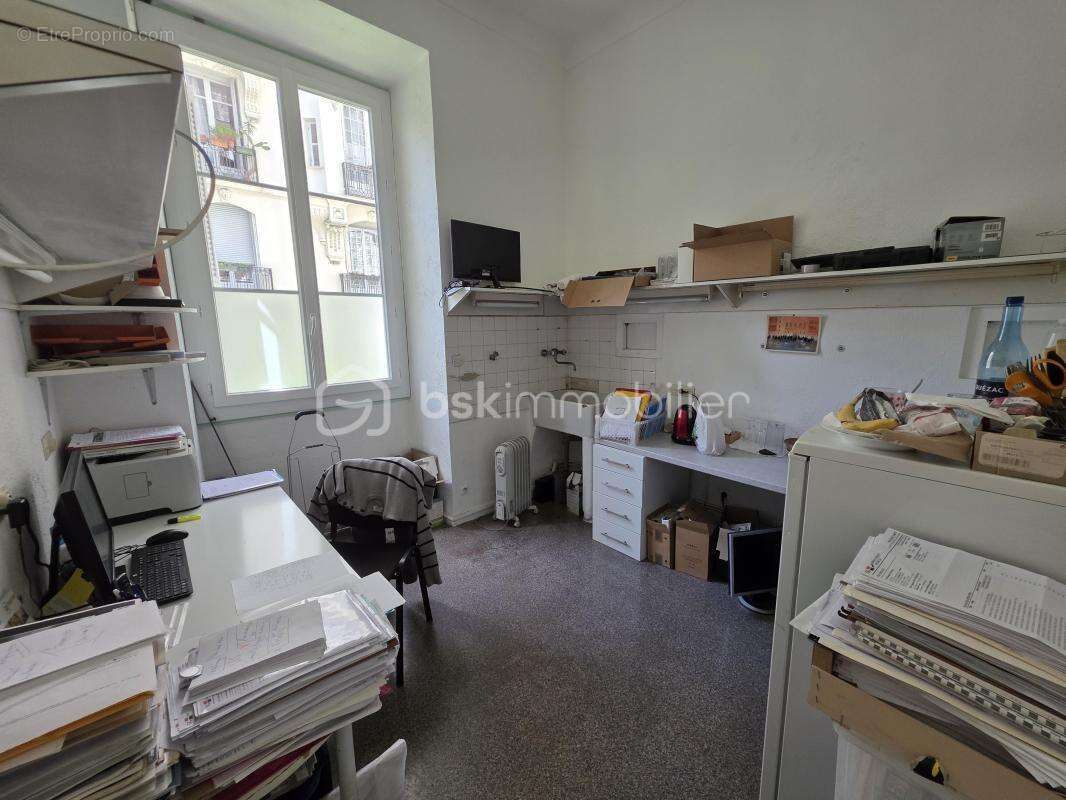 Nice centre – quartier des musiciens – local professionnel de 208 m² - photo 14