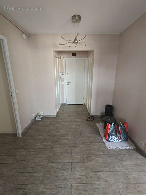 Marseille 4e — les chartreux — appartement t3 de 74,1 m2 avec balcon, cave et parking - photo 5