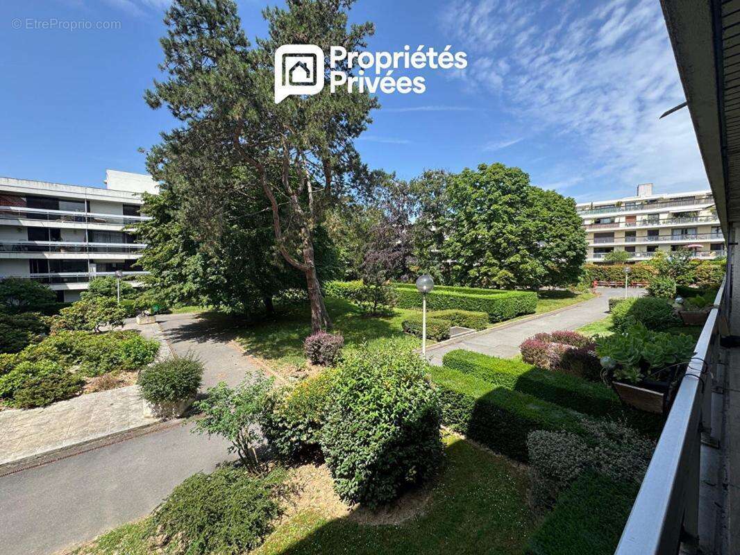 Appartement à VERSAILLES
