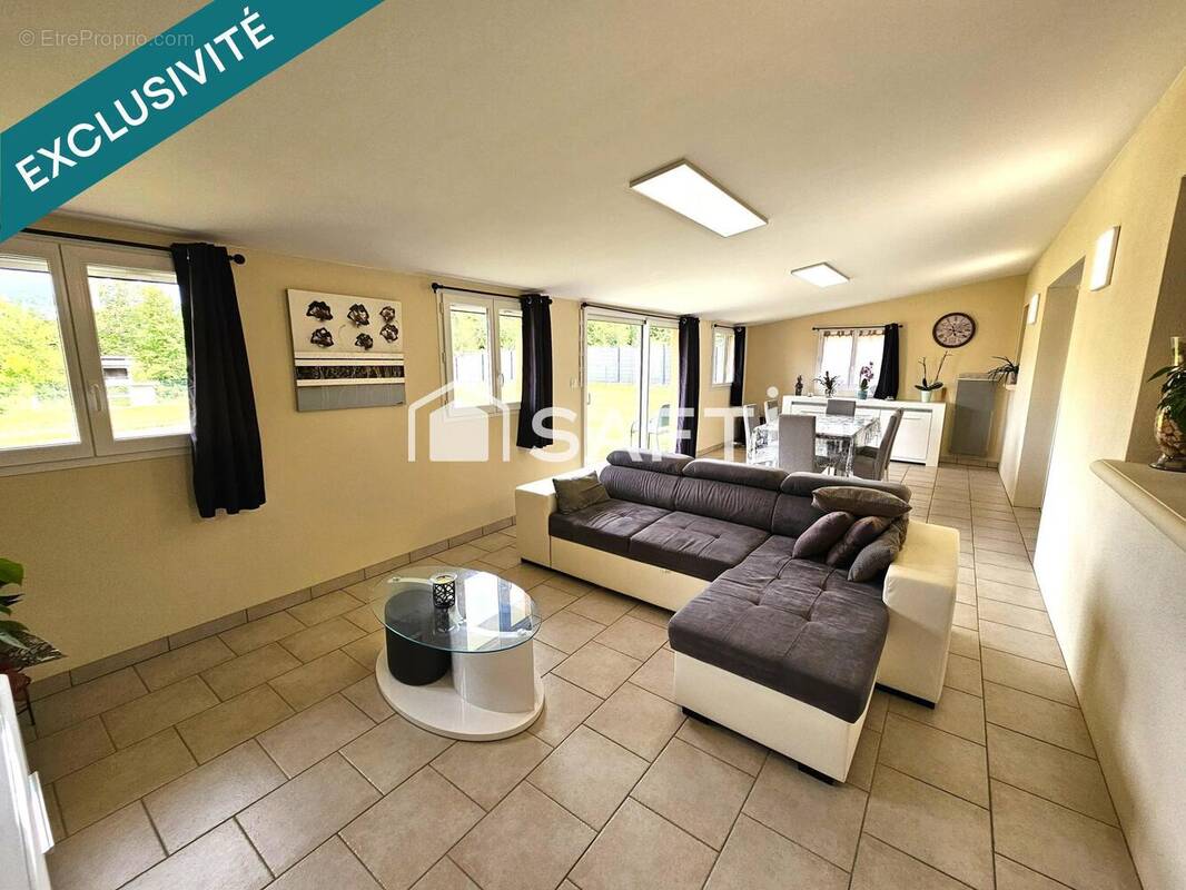 Photo 1 - Maison à NEUVIC