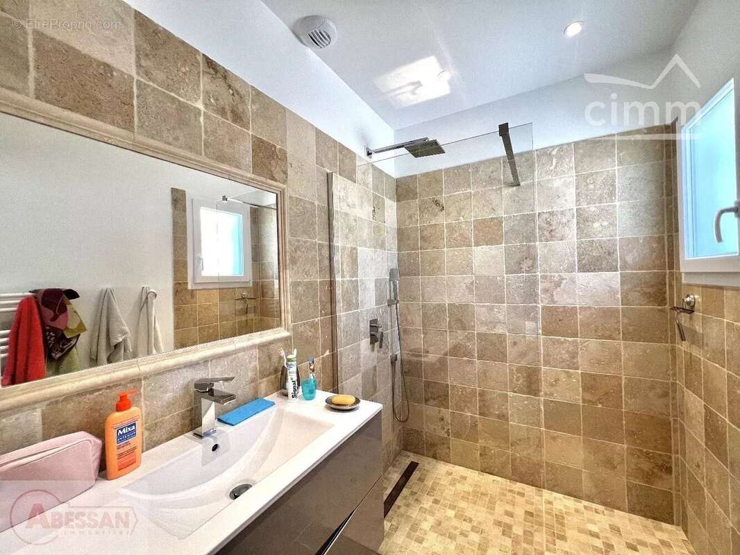 Maison à PORT-SAINT-LOUIS-DU-RHONE