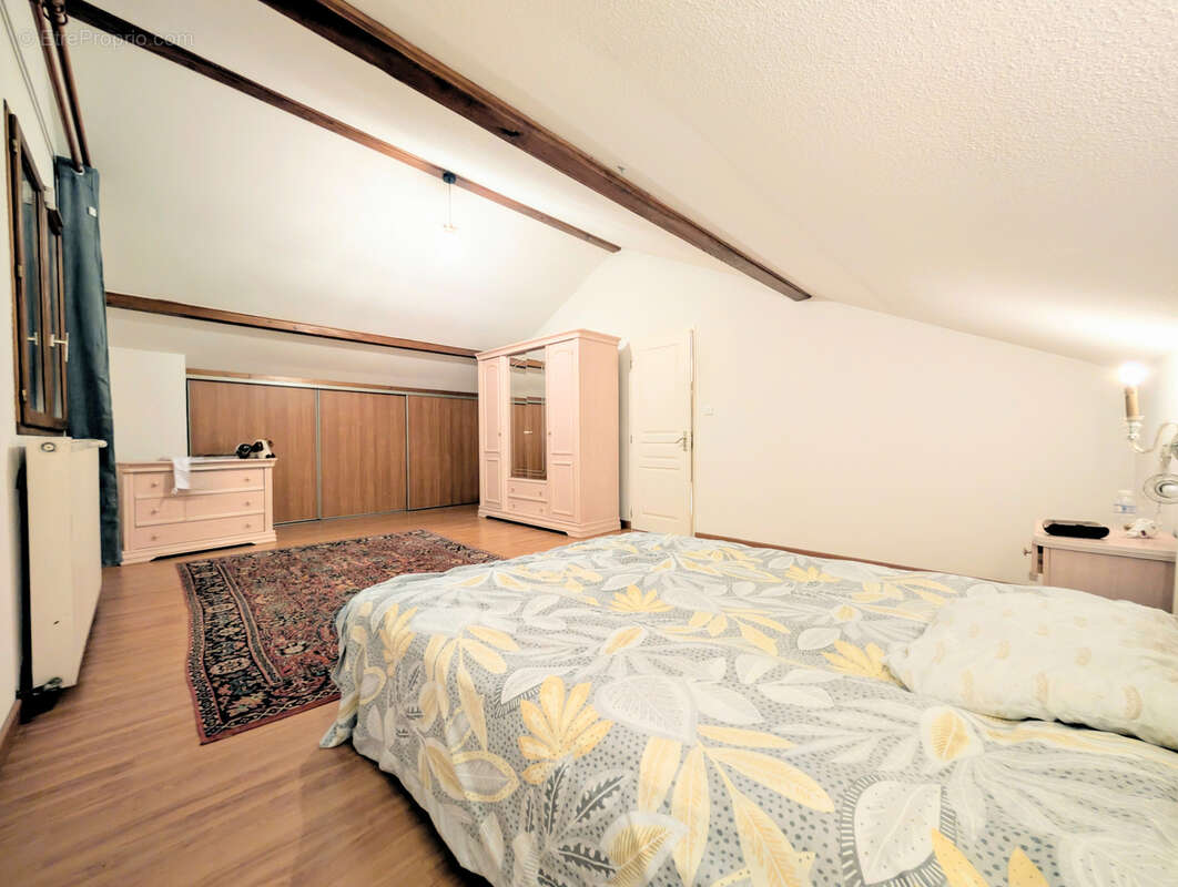 Maison à SAINT-JEAN-DE-GONVILLE