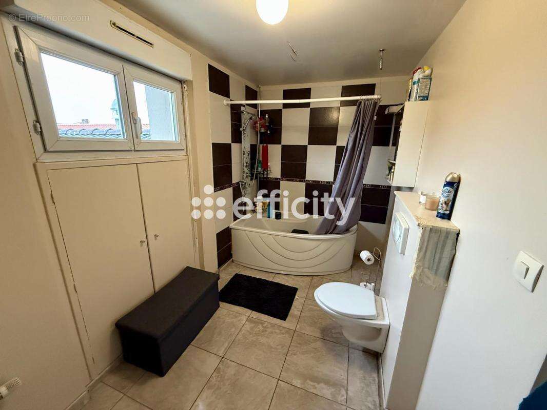 Maison à SAINT-JUST-EN-CHAUSSEE