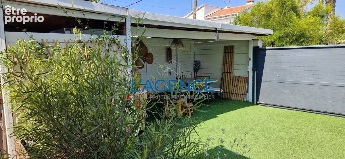 Exceptionnel à L'Ayguade à 200m de la plage superbe villa de 175m2 avec piscine - photo 27